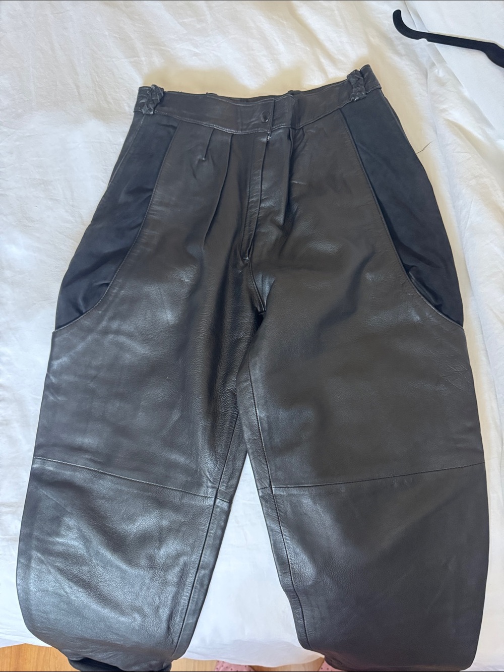 Yves Saint Laurent Black Leathe women Pants